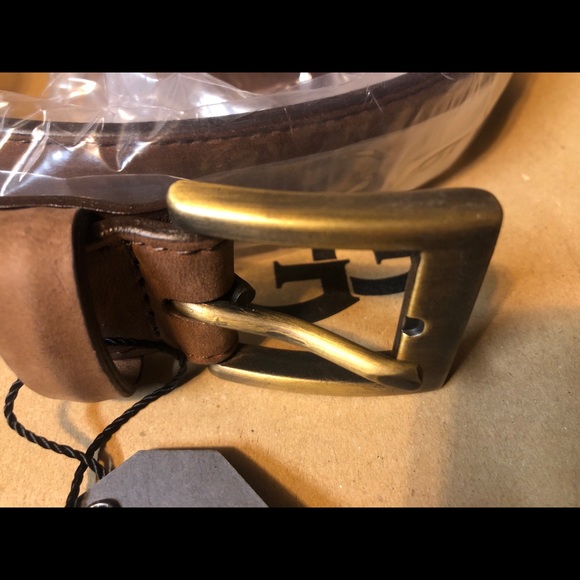75% off Thursday Boot Company Classic Brass buckle Belt Size 32 - Picture 3 of 11